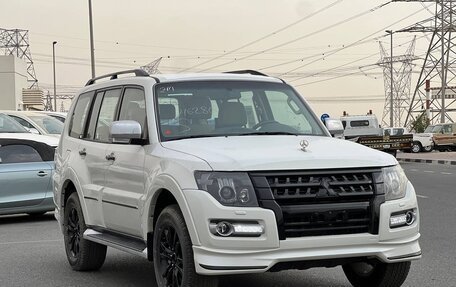 Mitsubishi Pajero IV, 2019 год, 2 700 000 рублей, 11 фотография