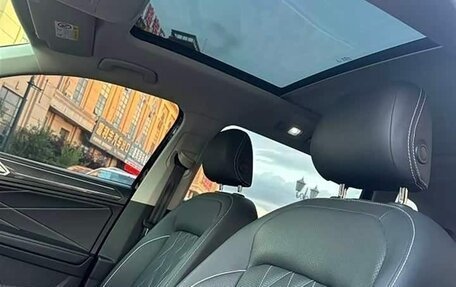 Volkswagen Tiguan II, 2022 год, 2 550 000 рублей, 12 фотография