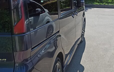 Honda Stepwgn IV, 2017 год, 2 240 000 рублей, 4 фотография