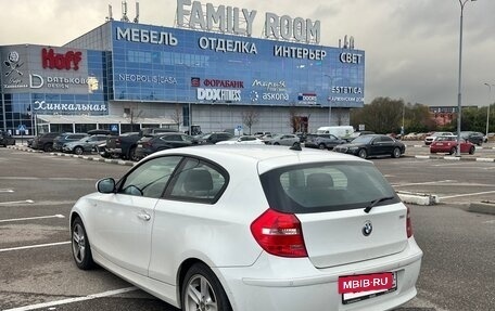 BMW 1 серия, 2010 год, 990 000 рублей, 4 фотография