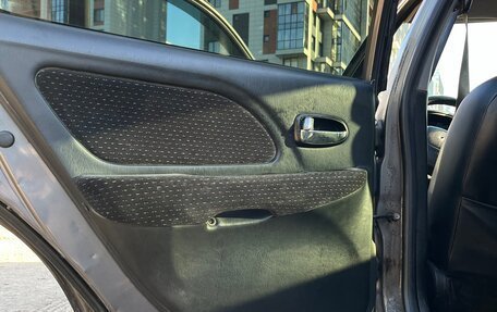 Hyundai Sonata IV рестайлинг, 2003 год, 410 000 рублей, 9 фотография