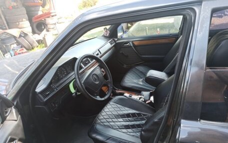 Mercedes-Benz E-Класс, 1992 год, 170 000 рублей, 4 фотография