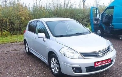Nissan Tiida, 2010 год, 900 000 рублей, 1 фотография