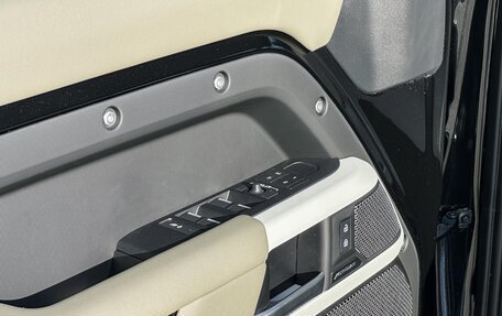 Land Rover Defender II, 2024 год, 13 200 000 рублей, 22 фотография