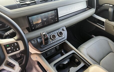 Land Rover Defender II, 2024 год, 13 200 000 рублей, 20 фотография