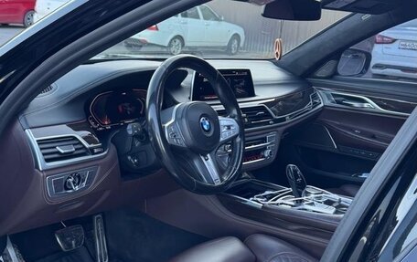 BMW 7 серия, 2021 год, 1 200 000 рублей, 5 фотография