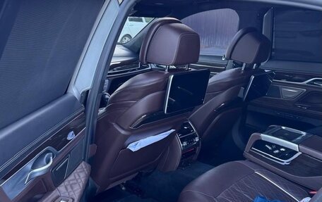 BMW 7 серия, 2021 год, 1 200 000 рублей, 6 фотография