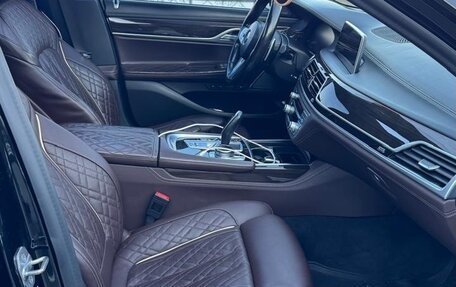 BMW 7 серия, 2021 год, 1 200 000 рублей, 8 фотография