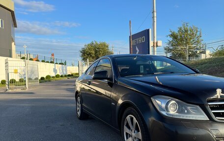 Mercedes-Benz C-Класс, 2011 год, 1 100 000 рублей, 4 фотография