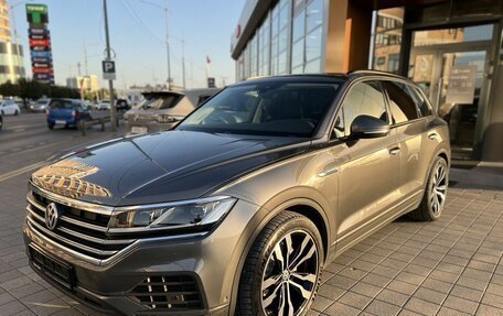 Volkswagen Touareg III, 2019 год, 4 575 000 рублей, 1 фотография
