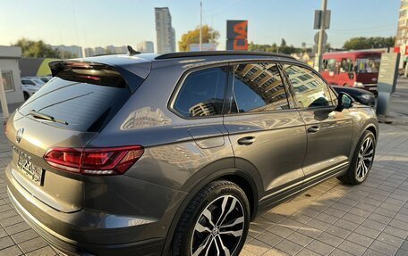 Volkswagen Touareg III, 2019 год, 4 575 000 рублей, 5 фотография