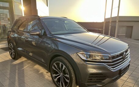 Volkswagen Touareg III, 2019 год, 4 575 000 рублей, 3 фотография