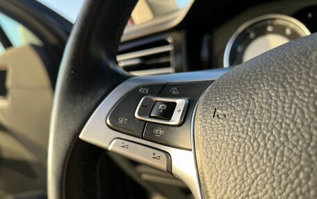 Volkswagen Touareg III, 2019 год, 4 575 000 рублей, 17 фотография