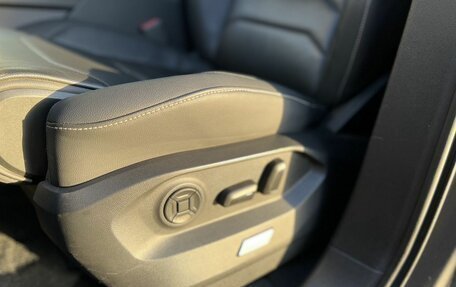 Volkswagen Touareg III, 2019 год, 4 575 000 рублей, 24 фотография