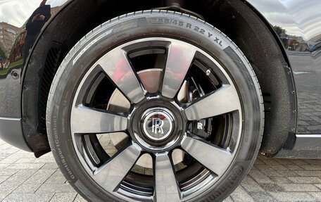 Rolls-Royce Cullinan, 2019 год, 37 000 000 рублей, 6 фотография