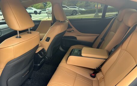 Lexus ES VII, 2022 год, 4 524 000 рублей, 9 фотография