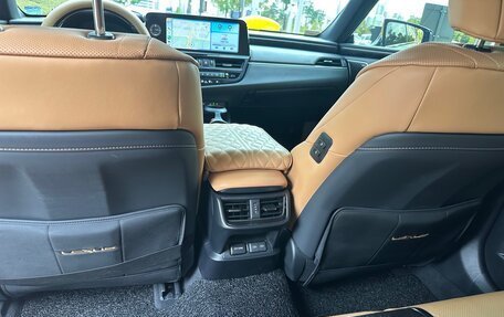 Lexus ES VII, 2022 год, 4 524 000 рублей, 8 фотография
