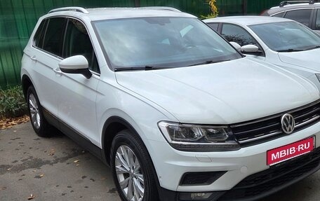 Volkswagen Tiguan II, 2018 год, 1 950 000 рублей, 1 фотография