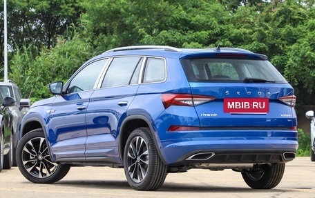 Skoda Kodiaq I, 2025 год, 4 684 665 рублей, 8 фотография