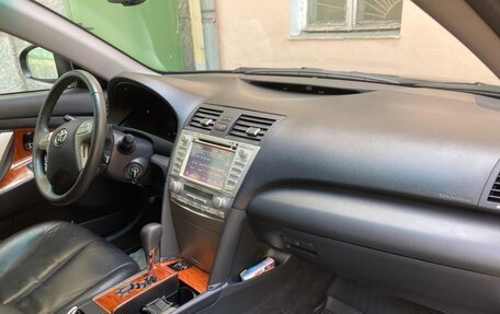 Toyota Camry, 2011 год, 1 500 000 рублей, 21 фотография