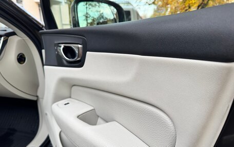 Volvo XC60 II, 2021 год, 4 200 000 рублей, 11 фотография