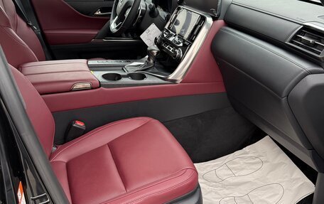 Lexus LX, 2024 год, 19 300 000 рублей, 12 фотография