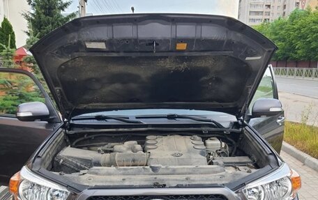 Toyota 4Runner V, 2011 год, 3 250 000 рублей, 6 фотография