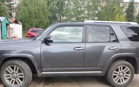 Toyota 4Runner V, 2011 год, 3 250 000 рублей, 5 фотография