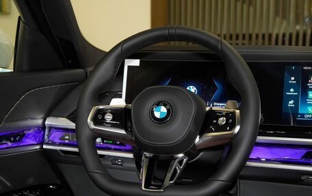 BMW 7 серия, 2025 год, 18 500 000 рублей, 14 фотография