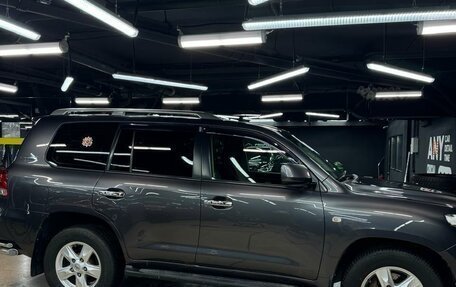 Toyota Land Cruiser 200, 2011 год, 3 250 000 рублей, 5 фотография