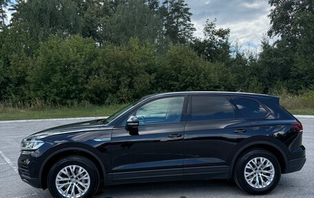 Volkswagen Touareg III, 2018 год, 3 650 000 рублей, 3 фотография
