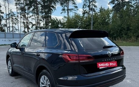 Volkswagen Touareg III, 2018 год, 3 650 000 рублей, 4 фотография