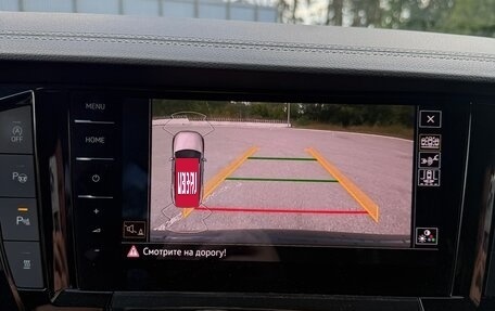 Volkswagen Touareg III, 2018 год, 3 650 000 рублей, 8 фотография