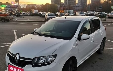 Renault Sandero II рестайлинг, 2017 год, 830 000 рублей, 10 фотография