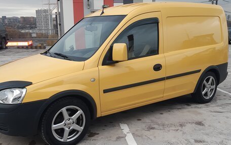 Opel Combo C, 2008 год, 750 000 рублей, 3 фотография