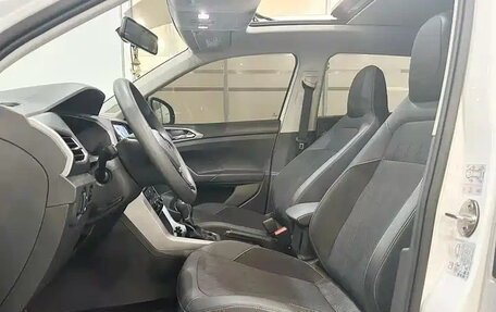 Volkswagen T-Cross I, 2021 год, 1 420 900 рублей, 7 фотография