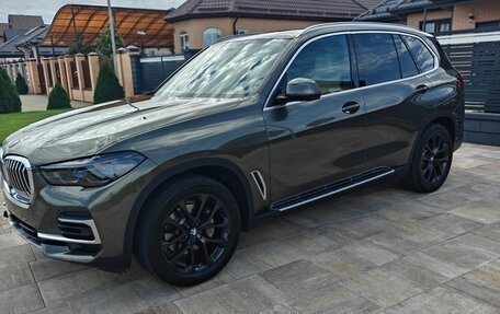 BMW X5, 2022 год, 8 050 000 рублей, 2 фотография