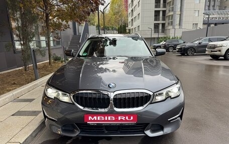 BMW 3 серия, 2021 год, 4 445 000 рублей, 25 фотография