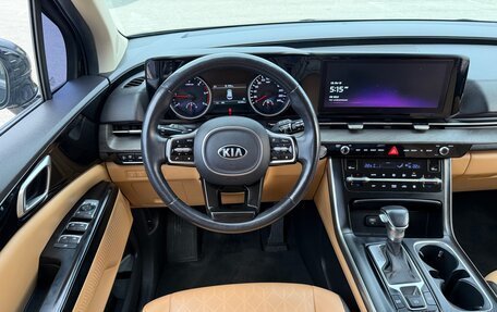 KIA Carnival, 2021 год, 3 997 000 рублей, 21 фотография