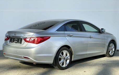 Hyundai Sonata VI, 2011 год, 1 076 000 рублей, 5 фотография