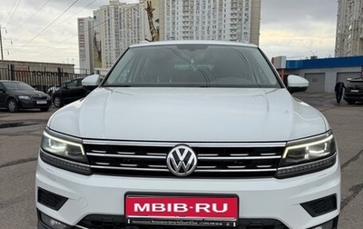 Volkswagen Tiguan II, 2018 год, 2 500 000 рублей, 1 фотография