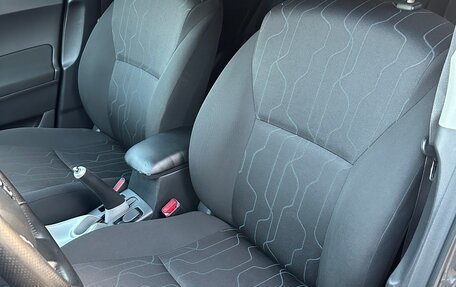 Toyota Auris II, 2010 год, 850 000 рублей, 11 фотография
