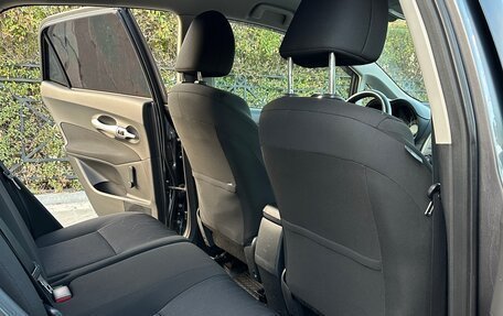 Toyota Auris II, 2010 год, 850 000 рублей, 23 фотография