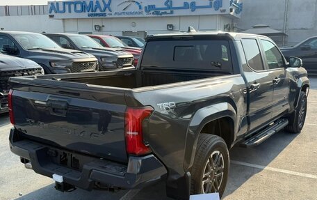 Toyota Tacoma, 2025 год, 8 000 000 рублей, 6 фотография