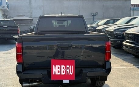 Toyota Tacoma, 2025 год, 8 000 000 рублей, 7 фотография