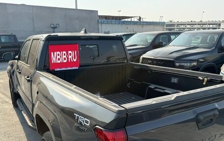 Toyota Tacoma, 2025 год, 8 000 000 рублей, 8 фотография
