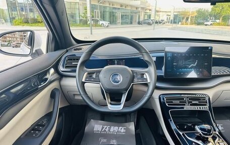 BYD Qin, 2022 год, 1 320 000 рублей, 8 фотография