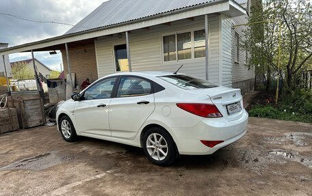 Hyundai Solaris II рестайлинг, 2014 год, 980 000 рублей, 6 фотография