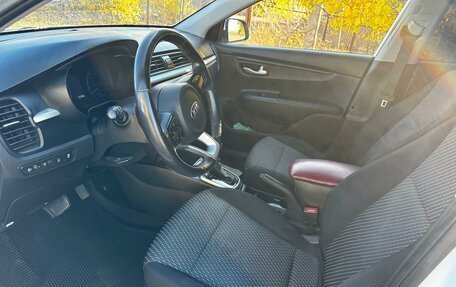 KIA Rio IV, 2018 год, 1 150 000 рублей, 8 фотография