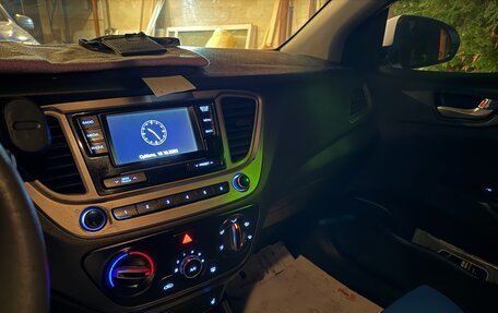 Hyundai Solaris II рестайлинг, 2021 год, 1 150 000 рублей, 6 фотография